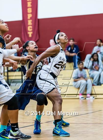 Thumbnail 1 in Oldsmar Christian vs. Alonso photogallery.