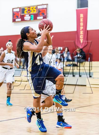 Thumbnail 2 in Oldsmar Christian vs. Alonso photogallery.