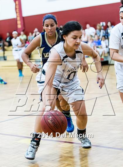 Thumbnail 1 in Oldsmar Christian vs. Alonso photogallery.