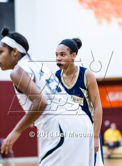 Thumbnail 2 in Oldsmar Christian vs. Alonso photogallery.