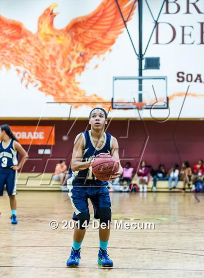 Thumbnail 3 in Oldsmar Christian vs. Alonso photogallery.