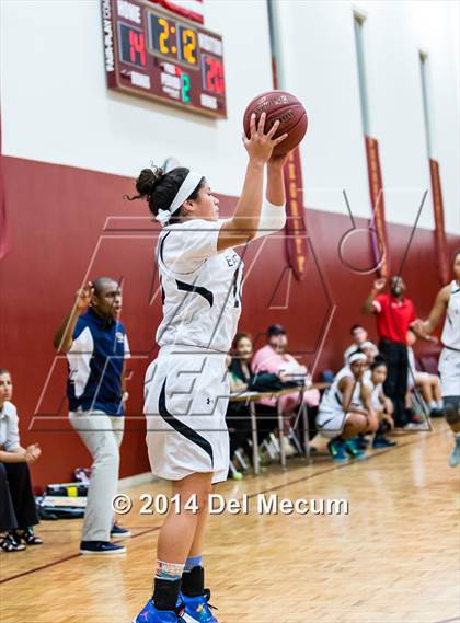 Thumbnail 1 in Oldsmar Christian vs. Alonso photogallery.