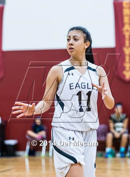 Thumbnail 3 in Oldsmar Christian vs. Alonso photogallery.