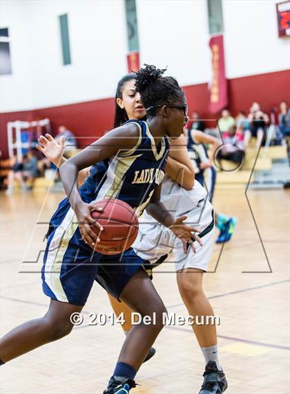 Thumbnail 3 in Oldsmar Christian vs. Alonso photogallery.