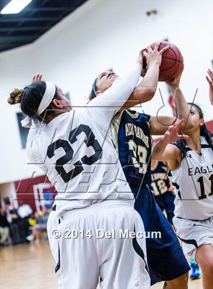 Thumbnail 1 in Oldsmar Christian vs. Alonso photogallery.