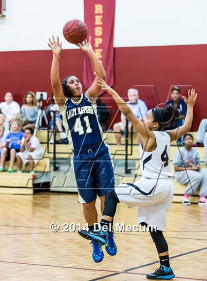 Thumbnail 1 in Oldsmar Christian vs. Alonso photogallery.