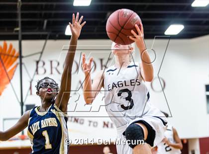 Thumbnail 2 in Oldsmar Christian vs. Alonso photogallery.