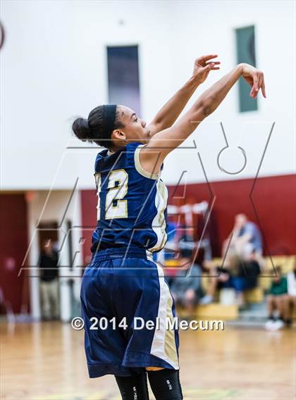 Thumbnail 3 in Oldsmar Christian vs. Alonso photogallery.