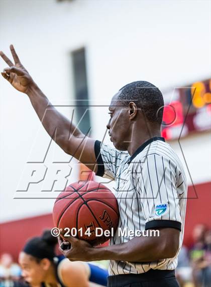 Thumbnail 1 in Oldsmar Christian vs. Alonso photogallery.