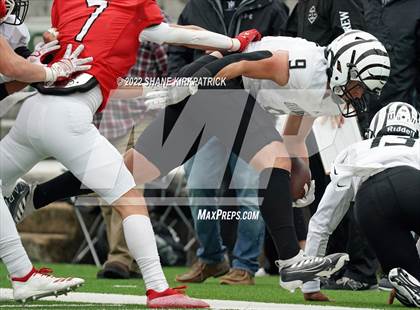 Thumbnail 2 in Grandview vs. Pottsboro (3A-1 Regional Semifinal) photogallery.