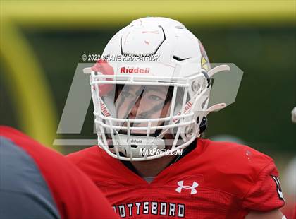 Thumbnail 2 in Grandview vs. Pottsboro (3A-1 Regional Semifinal) photogallery.