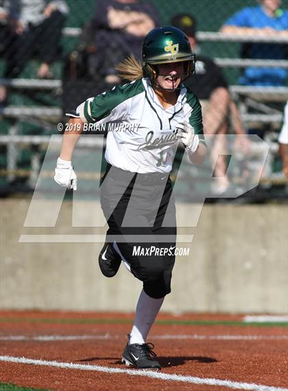 Thumbnail 3 in Tualatin @ Jesuit photogallery.
