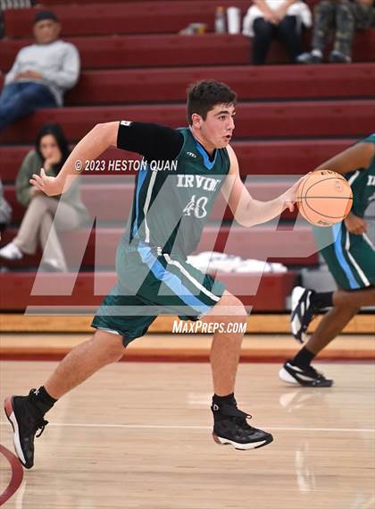 Thumbnail 2 in Irvine vs. Laguna Beach (Coast Classic) photogallery.
