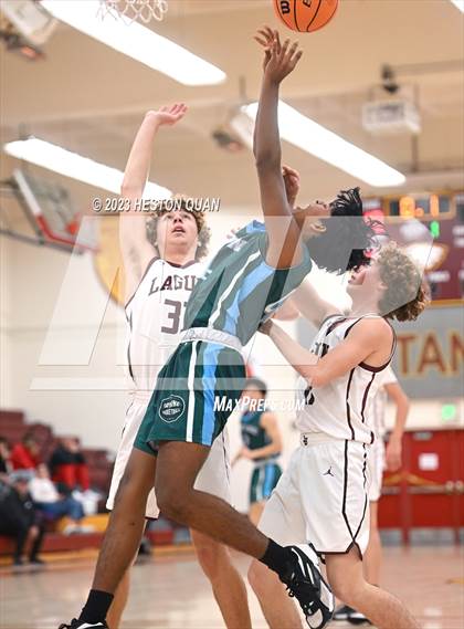 Thumbnail 2 in Irvine vs. Laguna Beach (Coast Classic) photogallery.
