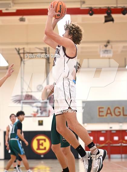 Thumbnail 3 in Irvine vs. Laguna Beach (Coast Classic) photogallery.