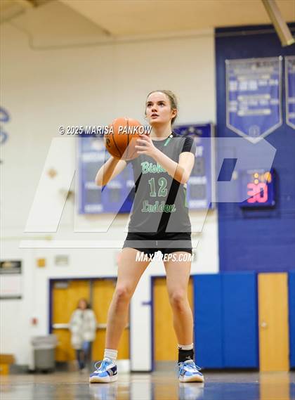 Thumbnail 2 in Bishop Ludden vs Oswego photogallery.