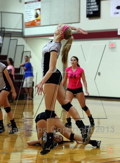 Thumbnail 3 in Vandegrift @ Rouse photogallery.
