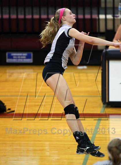 Thumbnail 3 in Vandegrift @ Rouse photogallery.