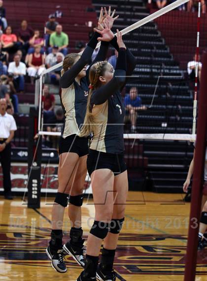 Thumbnail 2 in Vandegrift @ Rouse photogallery.