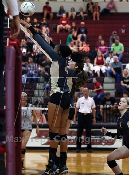 Thumbnail 3 in Vandegrift @ Rouse photogallery.