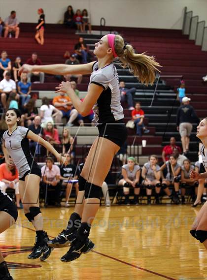 Thumbnail 1 in Vandegrift @ Rouse photogallery.