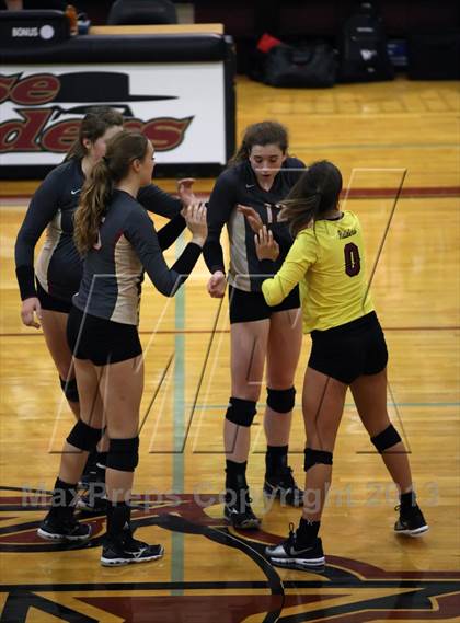 Thumbnail 3 in Vandegrift @ Rouse photogallery.