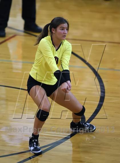 Thumbnail 1 in Vandegrift @ Rouse photogallery.