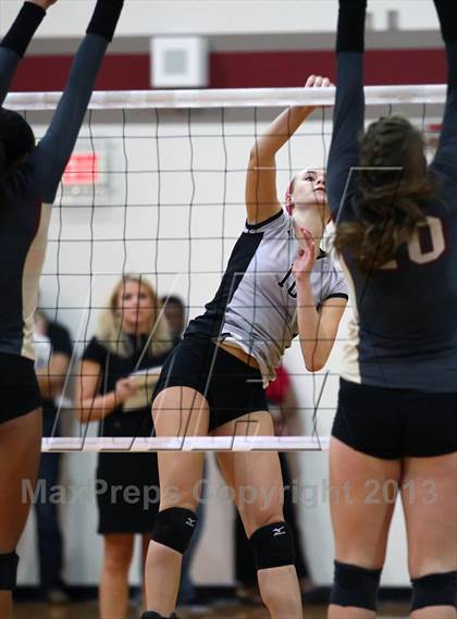 Thumbnail 3 in Vandegrift @ Rouse photogallery.