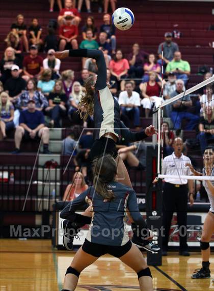 Thumbnail 2 in Vandegrift @ Rouse photogallery.