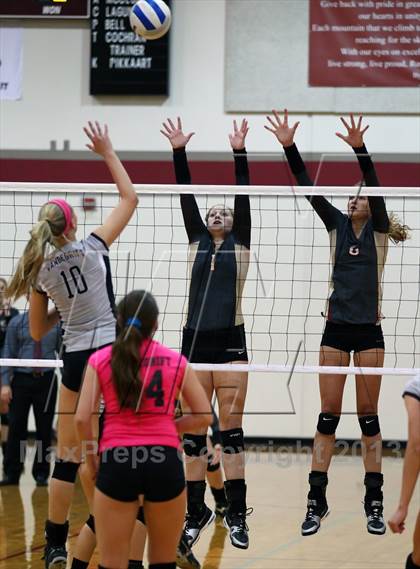 Thumbnail 2 in Vandegrift @ Rouse photogallery.