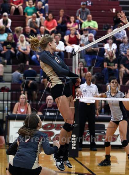 Thumbnail 1 in Vandegrift @ Rouse photogallery.
