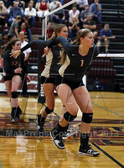 Thumbnail 2 in Vandegrift @ Rouse photogallery.