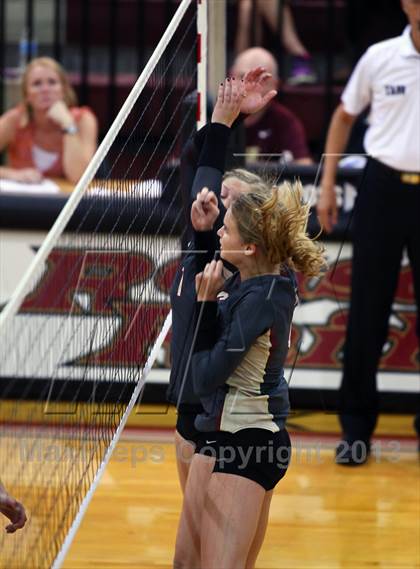 Thumbnail 2 in Vandegrift @ Rouse photogallery.