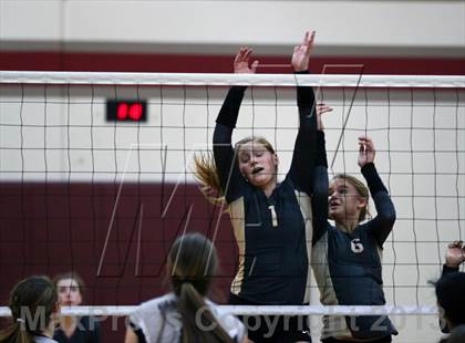 Thumbnail 2 in Vandegrift @ Rouse photogallery.