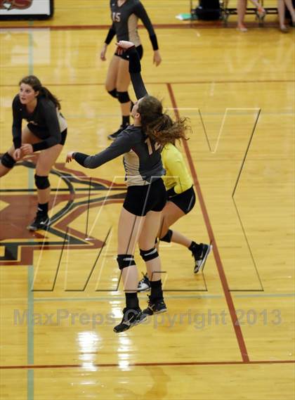 Thumbnail 3 in Vandegrift @ Rouse photogallery.
