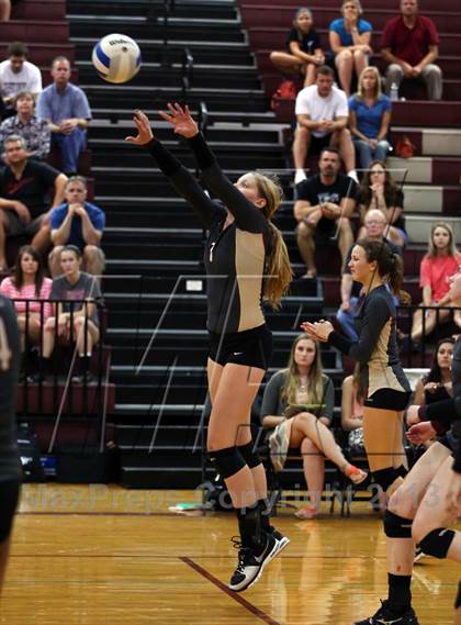 Thumbnail 2 in Vandegrift @ Rouse photogallery.