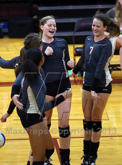 Thumbnail 3 in Vandegrift @ Rouse photogallery.