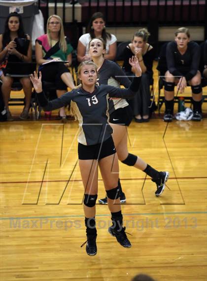 Thumbnail 3 in Vandegrift @ Rouse photogallery.