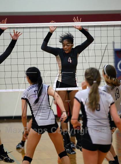 Thumbnail 3 in Vandegrift @ Rouse photogallery.