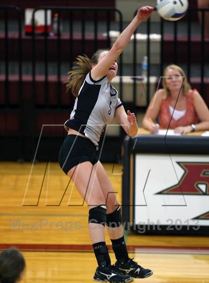 Thumbnail 1 in Vandegrift @ Rouse photogallery.