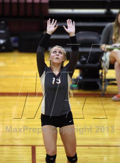 Thumbnail 2 in Vandegrift @ Rouse photogallery.