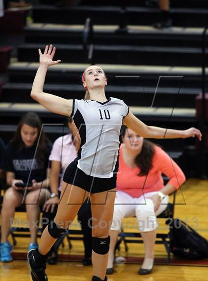 Thumbnail 3 in Vandegrift @ Rouse photogallery.