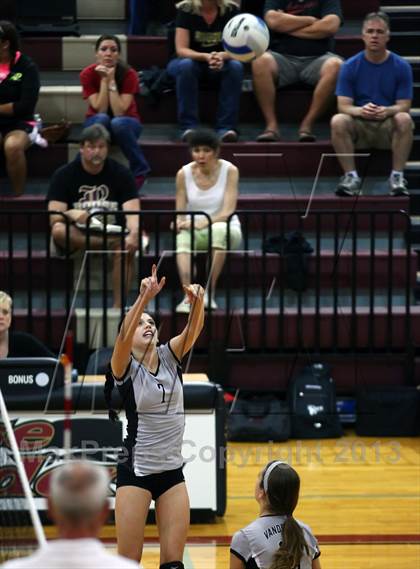 Thumbnail 2 in Vandegrift @ Rouse photogallery.