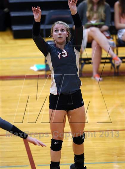 Thumbnail 2 in Vandegrift @ Rouse photogallery.