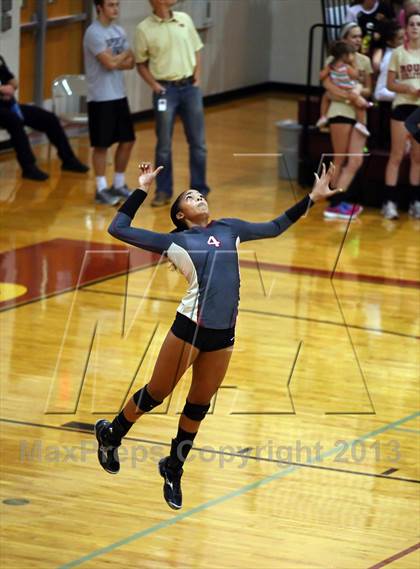 Thumbnail 2 in Vandegrift @ Rouse photogallery.