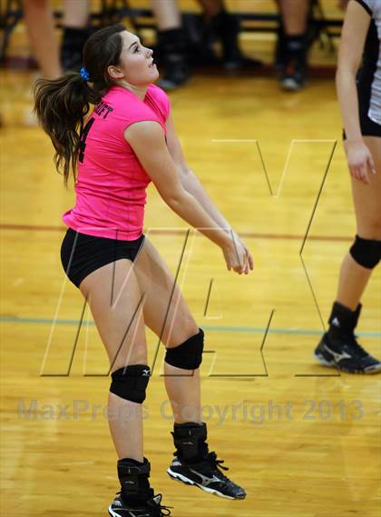 Thumbnail 1 in Vandegrift @ Rouse photogallery.