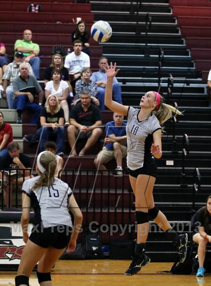 Thumbnail 1 in Vandegrift @ Rouse photogallery.