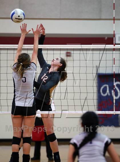 Thumbnail 1 in Vandegrift @ Rouse photogallery.