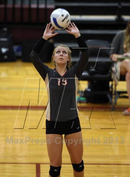Thumbnail 1 in Vandegrift @ Rouse photogallery.