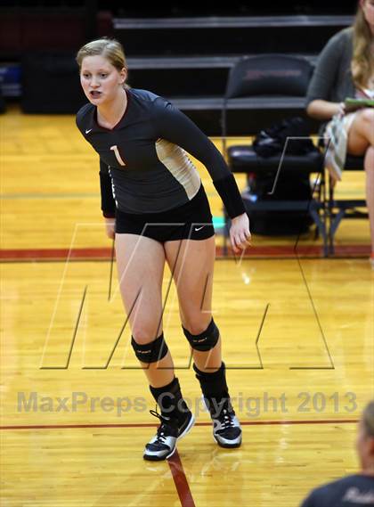 Thumbnail 1 in Vandegrift @ Rouse photogallery.